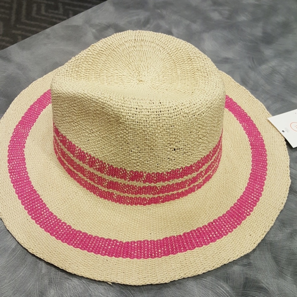 Pink hat - Picture 2 of 4